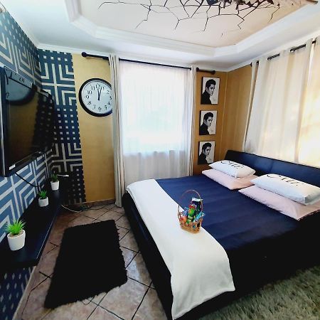Airport Luxury Apartman 42 ベセス エクステリア 写真