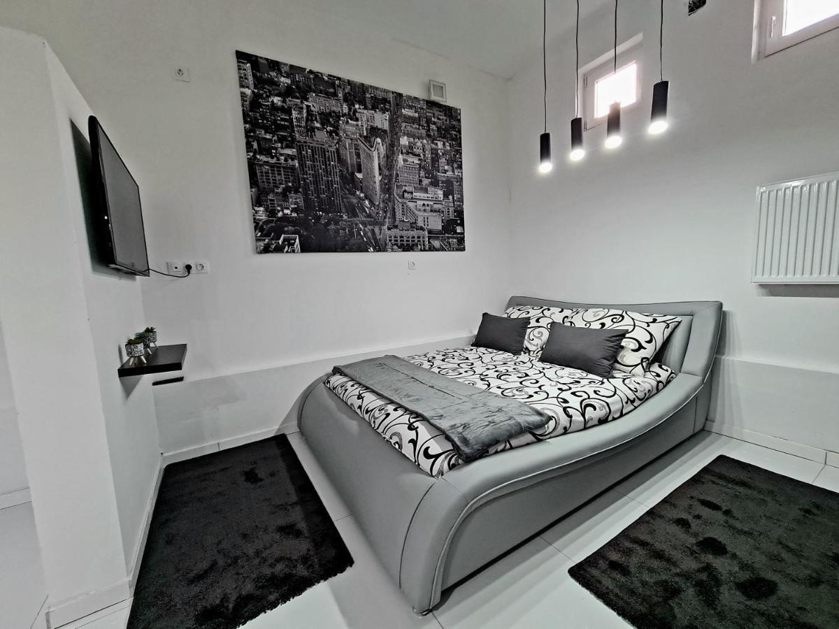 Airport Luxury Apartman 42 ベセス エクステリア 写真