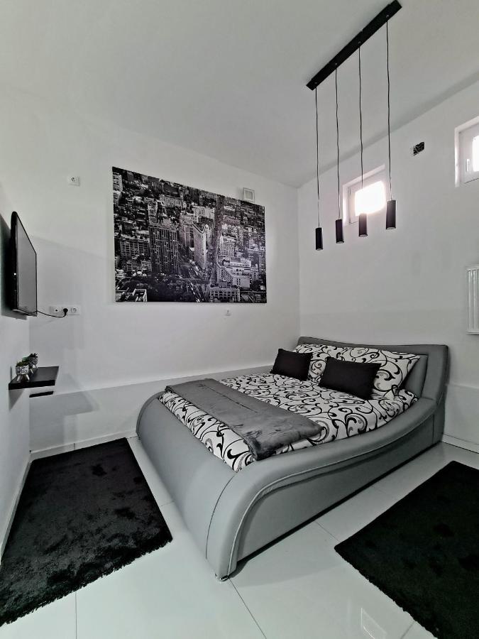 Airport Luxury Apartman 42 ベセス エクステリア 写真