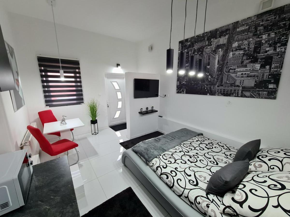 Airport Luxury Apartman 42 ベセス エクステリア 写真