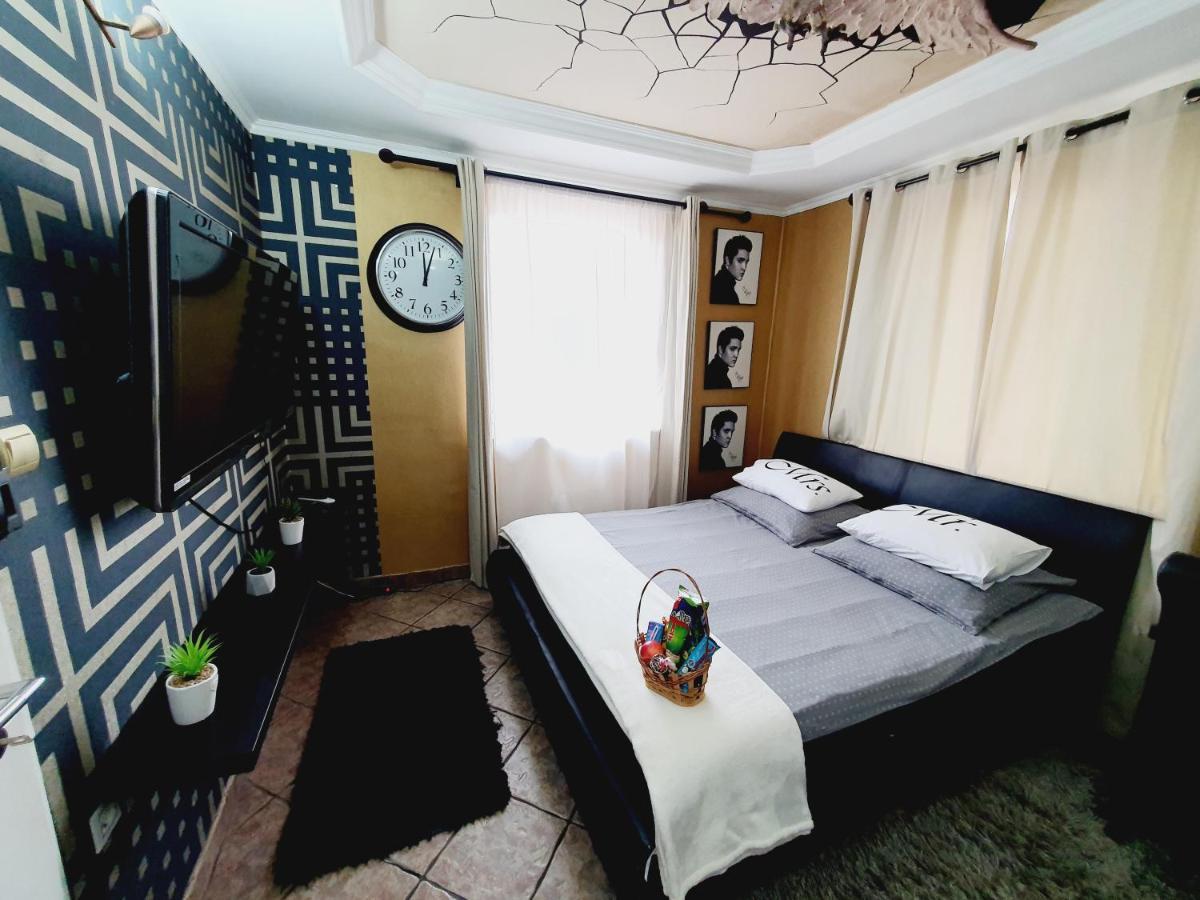 Airport Luxury Apartman 42 ベセス エクステリア 写真